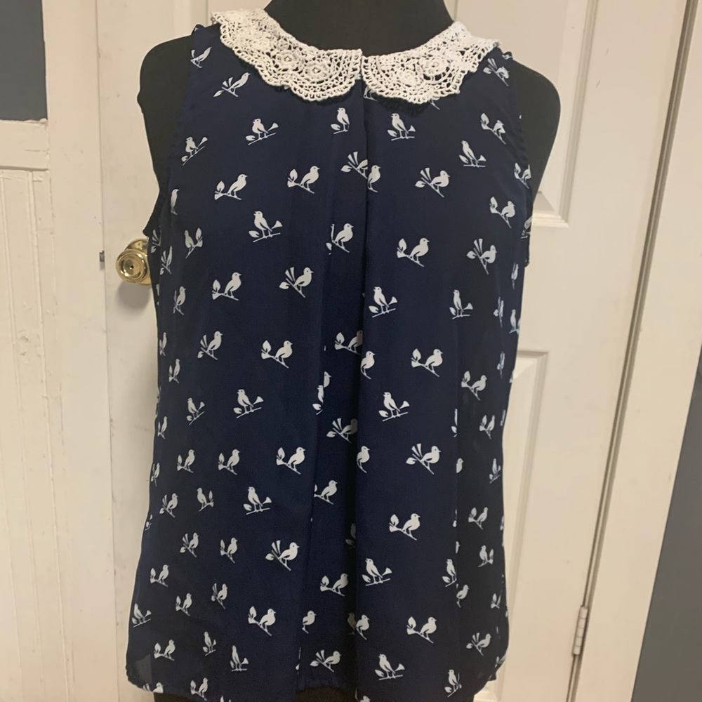NWOT Doe & Rae Top. Medium